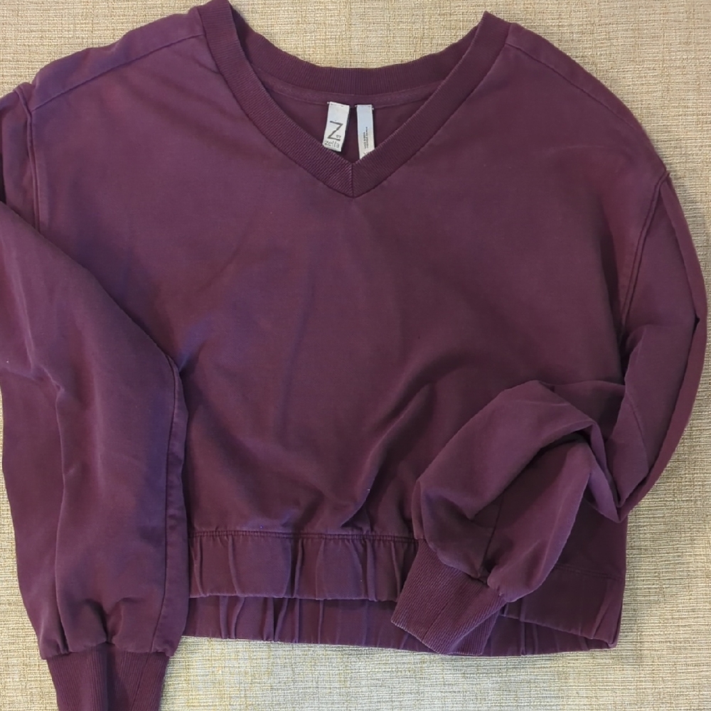 Women's Zella Plum Cropped V Neck Sweater